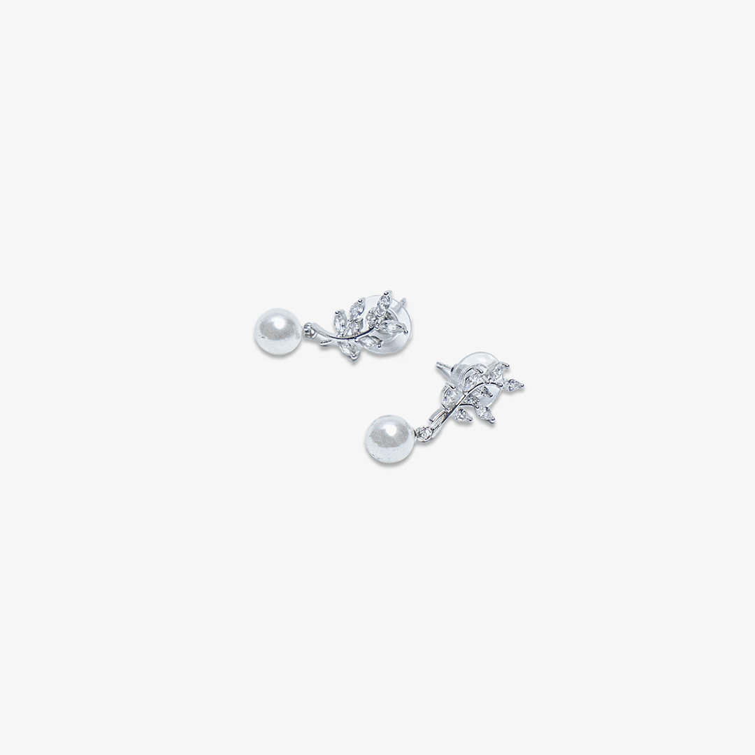 leafy-crystal-and-pearl-drop-earrings-3